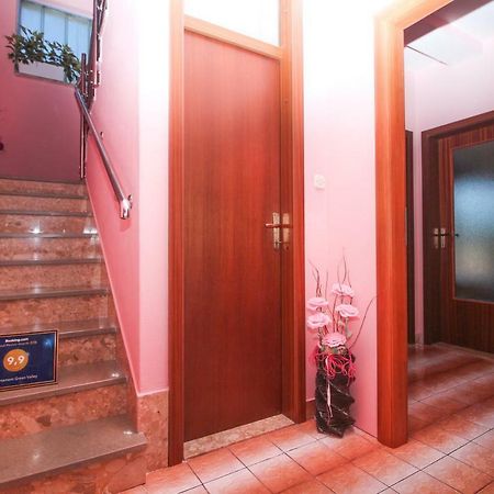 Apartament Green Valley Оміш Екстер'єр фото